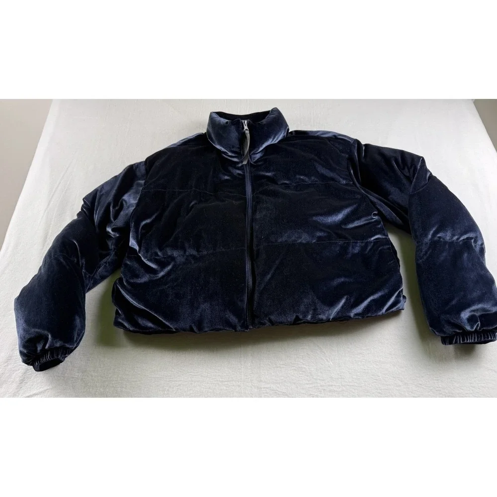 Fabletics Wander Velour Cropped Puffer Jacket Navy Blue Size M